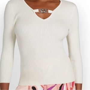 New York & Company White Ribbed Chain Sweater, size medium